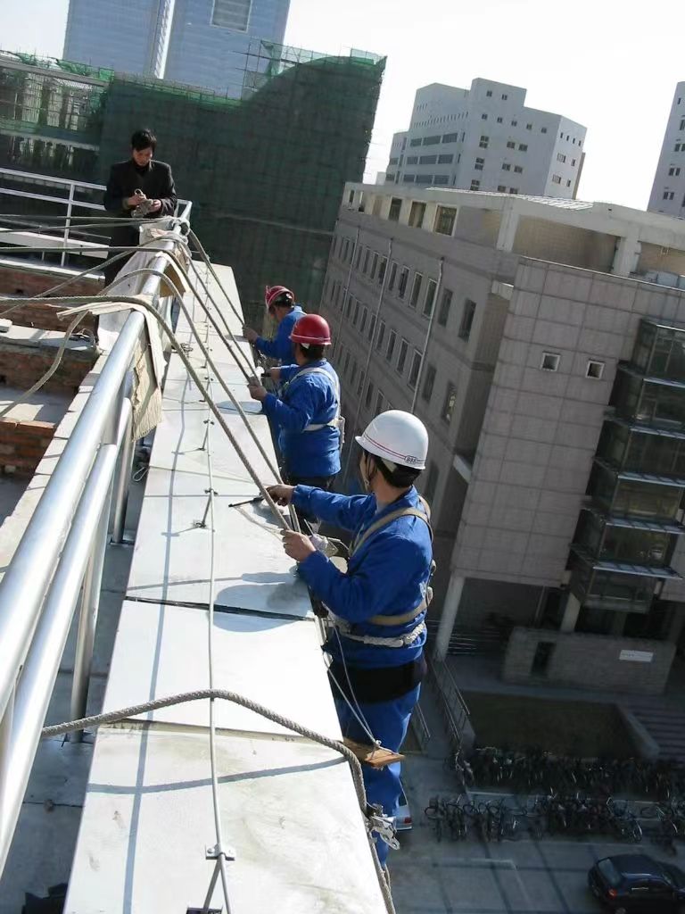 高空外墻清洗